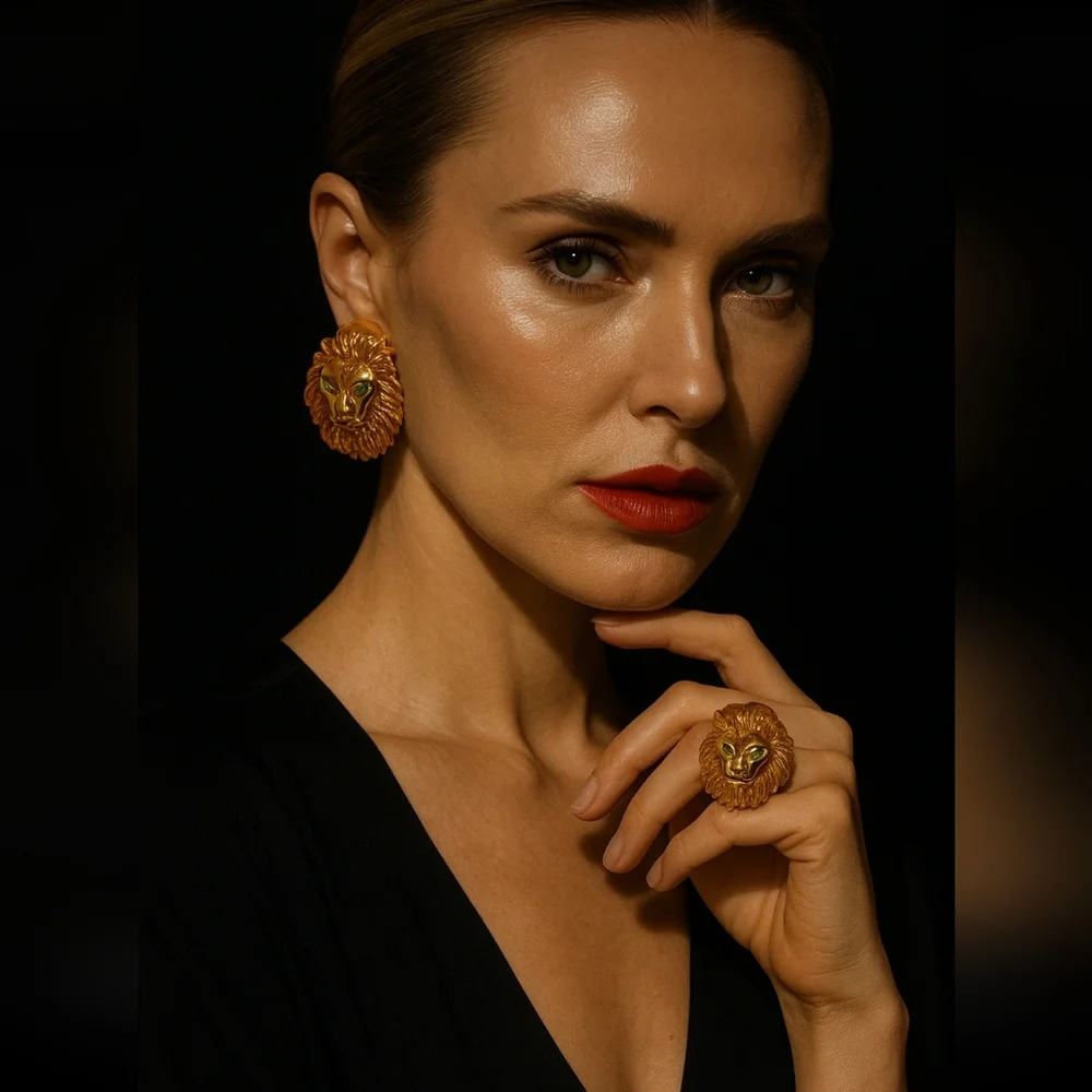 RARE Unsigned Kenneth Jay Lane 1970s Vintage Gold Lion Clip-On Earrings | KJL - Picture 1 of 10
